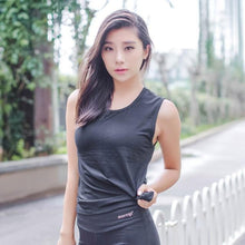 Load image into Gallery viewer, Black Sleeveless Fitness Top | Daniki Limited